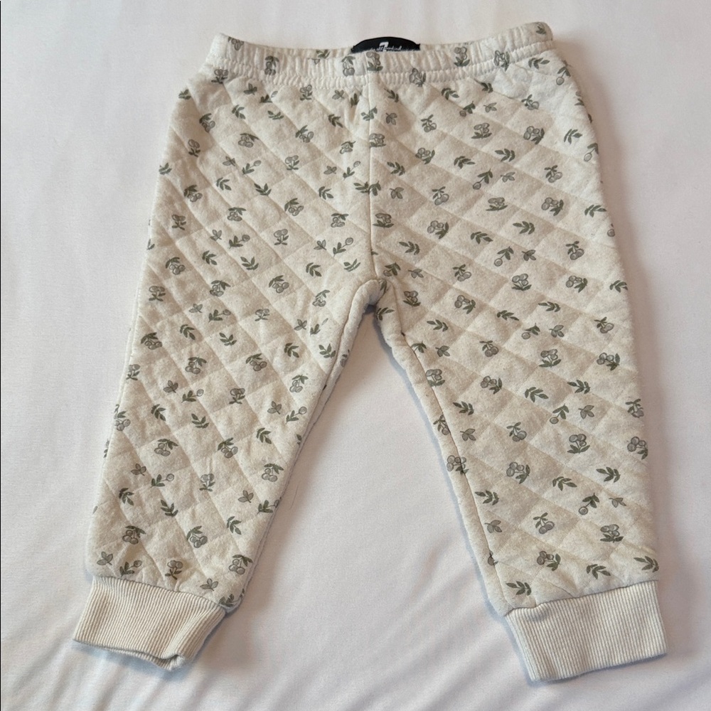 7 For All Mankind Cream Quilted Baby Pants